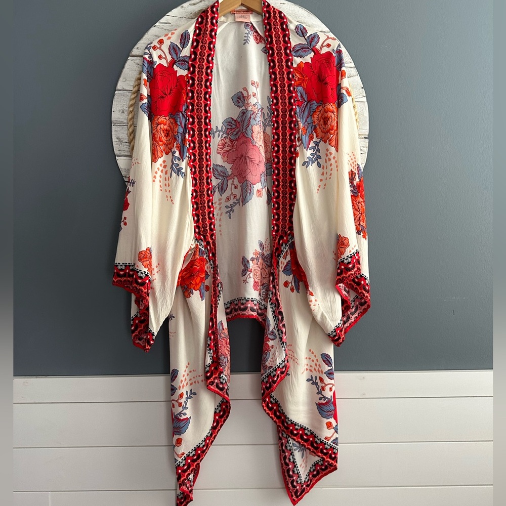 Red Floral Kimono - Picture 1 of 11